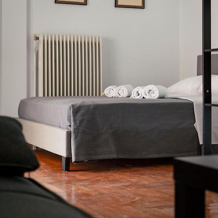 Skyline Penthouse 2Bd Apartment Close To Metro Station Атина Екстериор снимка